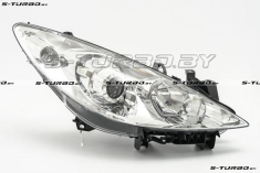 Передняя фара (правая)