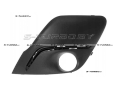 Решетка в бампер (левая) c отв. под противотуманку