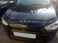 Дефлектор капота