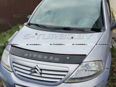 Дефлектор капота