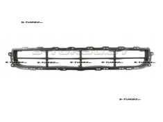 Решетка в бампер (центральная)