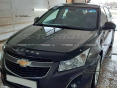 Дефлектор капота