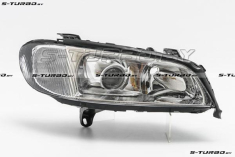 Передняя фара (правая) xenon