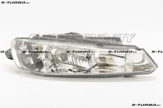 Передняя фара (правая)