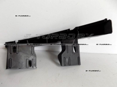 Кронштейн переднего бампера (правый) внутренний