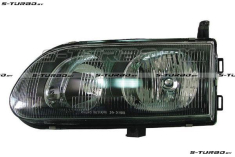 Передняя фара (левая) темная