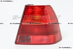 Задний фонарь (правый) с красной вставкой