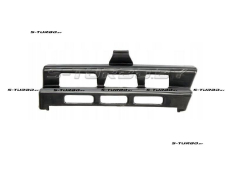 Заглушка отверстия крюка (передняя) с отверстиями