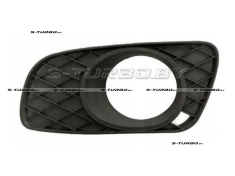 Решетка в бампер (левая) с отв. под противотуманку