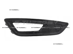 Решетка в бампер (правая) с отв. под противотуманку, для версии sport