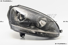 Передняя фара (правая) черный корпус