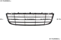 Решетка в бампер (центральная)