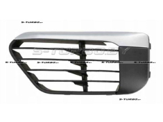 Решетка в бампер (левая) открытая, с серебряной накладкой, без отв. под парктроник