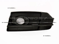 Решетка в бампер (правая) с отв. под противотуманку, для версии offroad