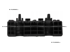 Кронштейн переднего бампера (правый)