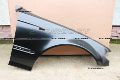 Крыло переднее (правое) с отв. под повторитель, сталь