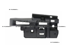 Кронштейн заднего бампера (левый) для длинной версии с двумя задними дверями