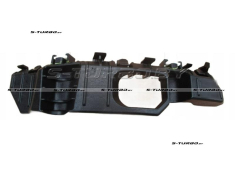 Кронштейн переднего бампера (правый)