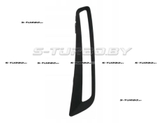 Накладка решетки бампера (правая) черная