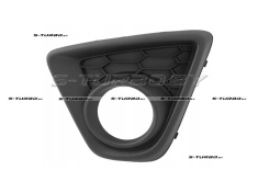 Решетка в бампер (левая) с отв. под противотуманку