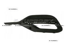 Решетка в бампер (левая) с отв. под противотуманку, 2020-2022