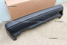 Бампер задний (черный) широкий, с усилителем, без заглушки отверстия крюка