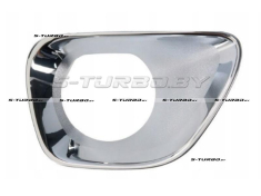 Решетка в бампер (правая) с отв. под противотуманку, хром