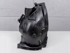 Подкрылок передний (правый) задняя часть