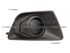 Решетка в бампер (правая) без отв. под противотуманку