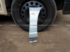 Крыло переднее (правое) нижняя часть, оцинкованная сталь, заводской штамп