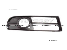 Решетка в бампер (правая) с отв. под противотуманку, для версии s-line