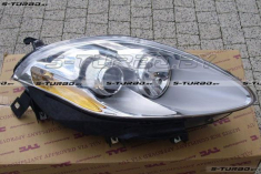 Передняя фара (правая)