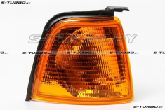 Указатель поворота (правый) желтый