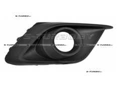 Решетка в бампер (правая) с отв. под противотуманку