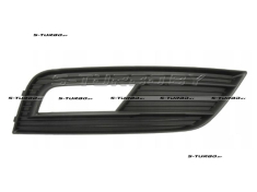 Решетка в бампер (правая) с отв. под противотуманку