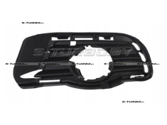Решетка в бампер (левая) с отв. под противотуманку