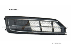 Решетка в бампер (правая) для версии v12, 2014-2017