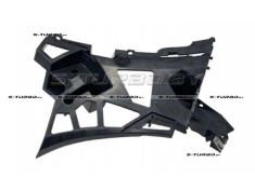 Кронштейн переднего бампера (правый)