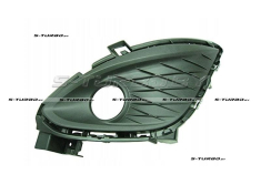 Решетка в бампер (левая) с отв. под противотуманку