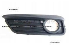 Решетка в бампер (левая) с отв. под противотуманку