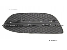 Решетка в бампер (правая) с отв. под хром. накладки