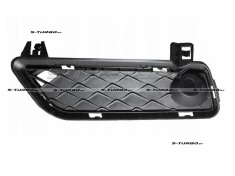 Решетка в бампер (левая) закрытая, с отв. под парктроник