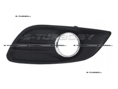 Решетка в бампер (правая) с хром. рамкой, c отв. под противотуманку