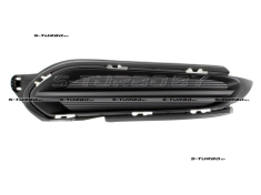 Решетка в бампер (правая) без отв. под противотуманку, 2015-2018