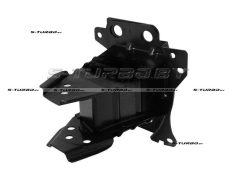 Кронштейн усилителя переднего бампера (левый)