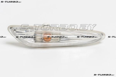 Повторитель поворота (правый) белый