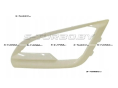 Решетка в бампер (левая) грунтованная