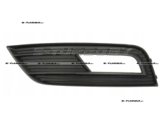 Решетка в бампер (левая) с отв. под противотуманку