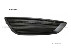 Решетка в бампер (правая) без отв. под противотуманку