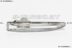 Повторитель поворота (правый) белый